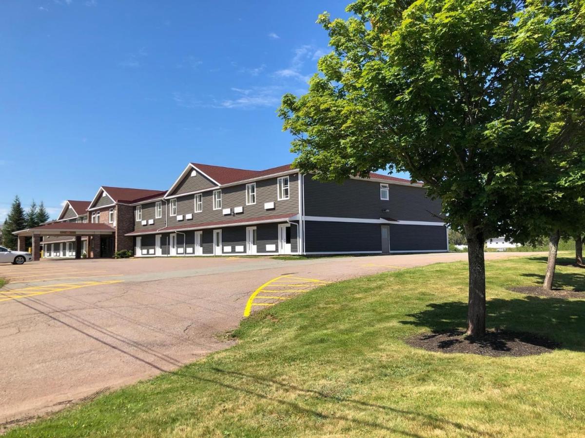 Coastal Inn Sackville Exterior photo